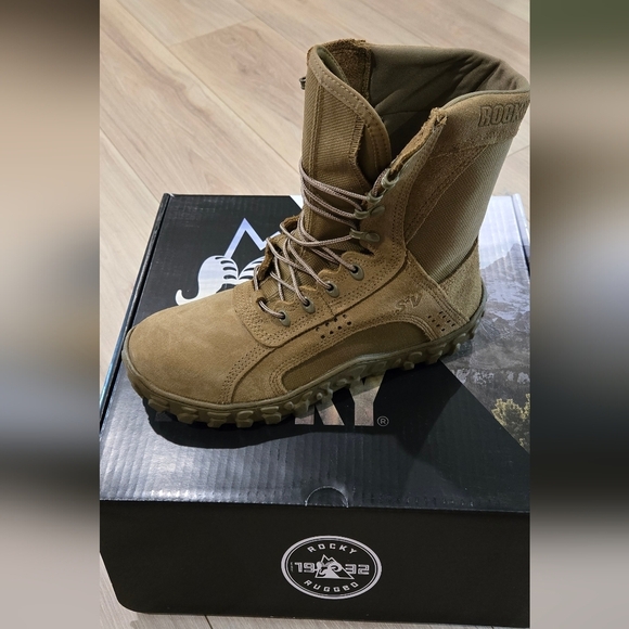 NIB Rocky SV2 Mens Tactical Military Boots - Picture 4 of 10